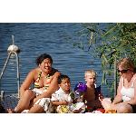Samuels kompis Alexander med familj var på besök på landet (2008-07-26)